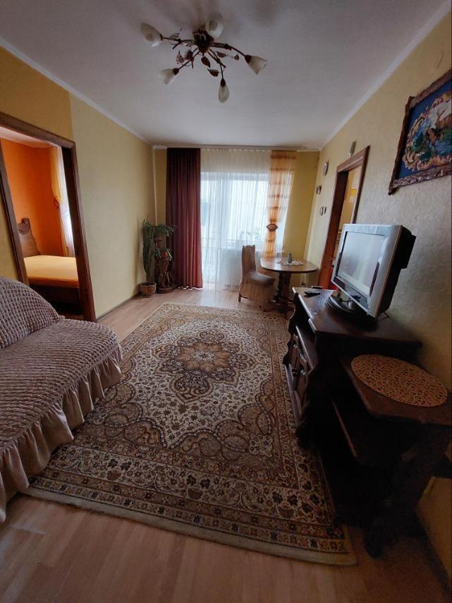 לוצק Apartment On Voli Avenue 21 מראה חיצוני תמונה